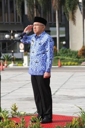 Galleri Peringatan HUT KORPRI ke-44 Tahun 2015 di Halaman Kantor Gubernur 